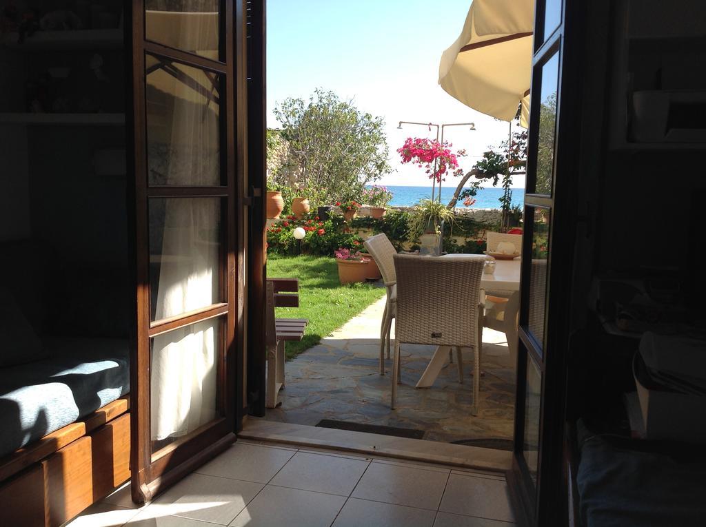 Asterias Studios & Apartments Καλύβες Εξωτερικό φωτογραφία