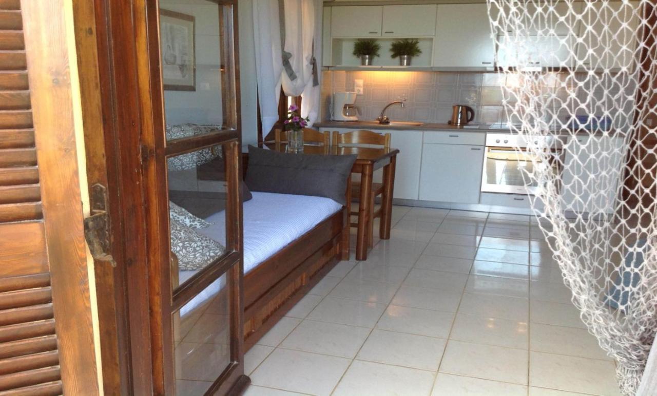 Asterias Studios & Apartments Καλύβες Εξωτερικό φωτογραφία