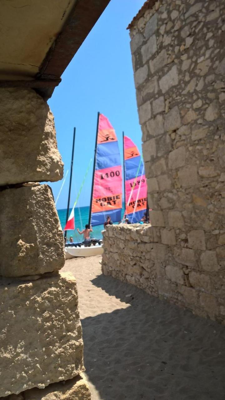 Asterias Studios & Apartments Καλύβες Εξωτερικό φωτογραφία